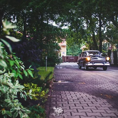 Park Na Wojskiego Марки