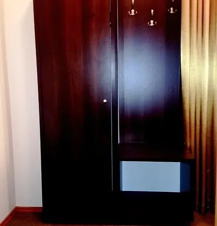 Bed & Breakfast Park Na Wojskiego 3*